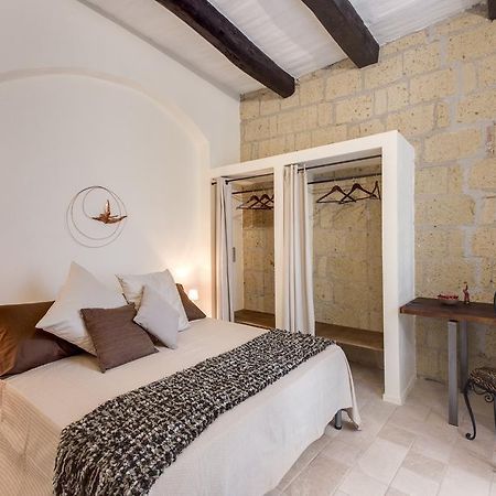 Vico Street Apartment Наполи Стая снимка