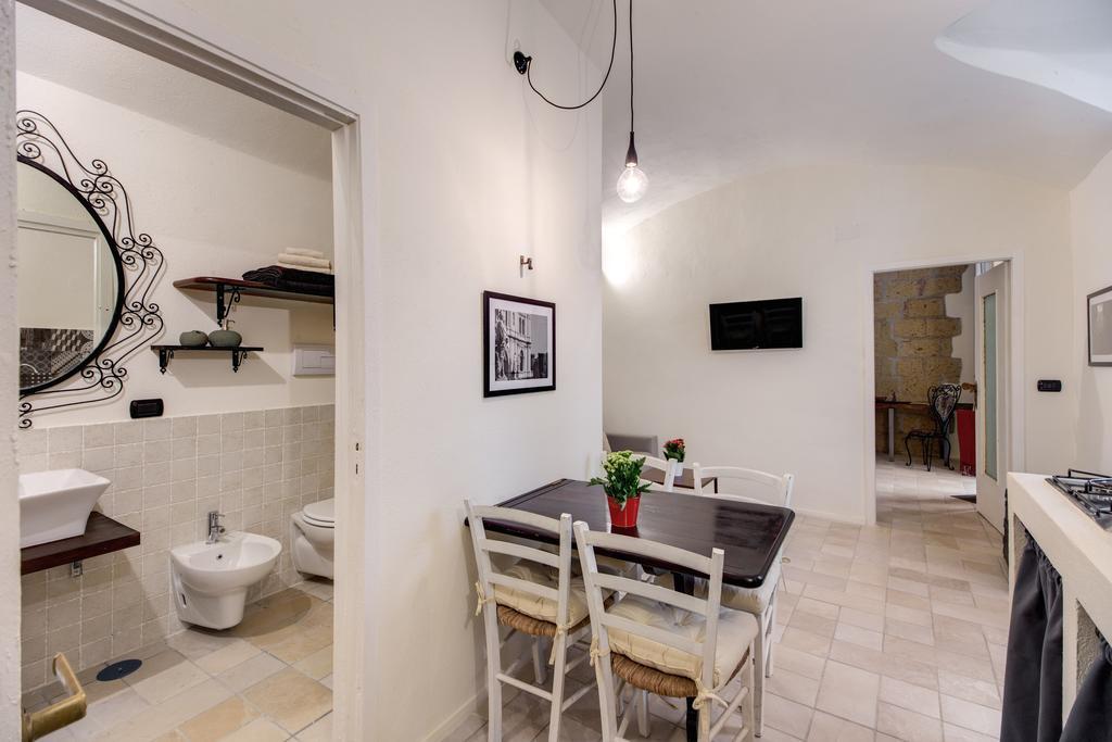 Vico Street Apartment Наполи Стая снимка