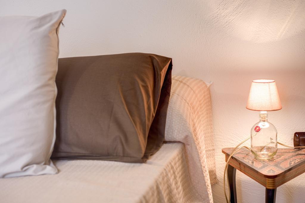 Vico Street Apartment Наполи Стая снимка